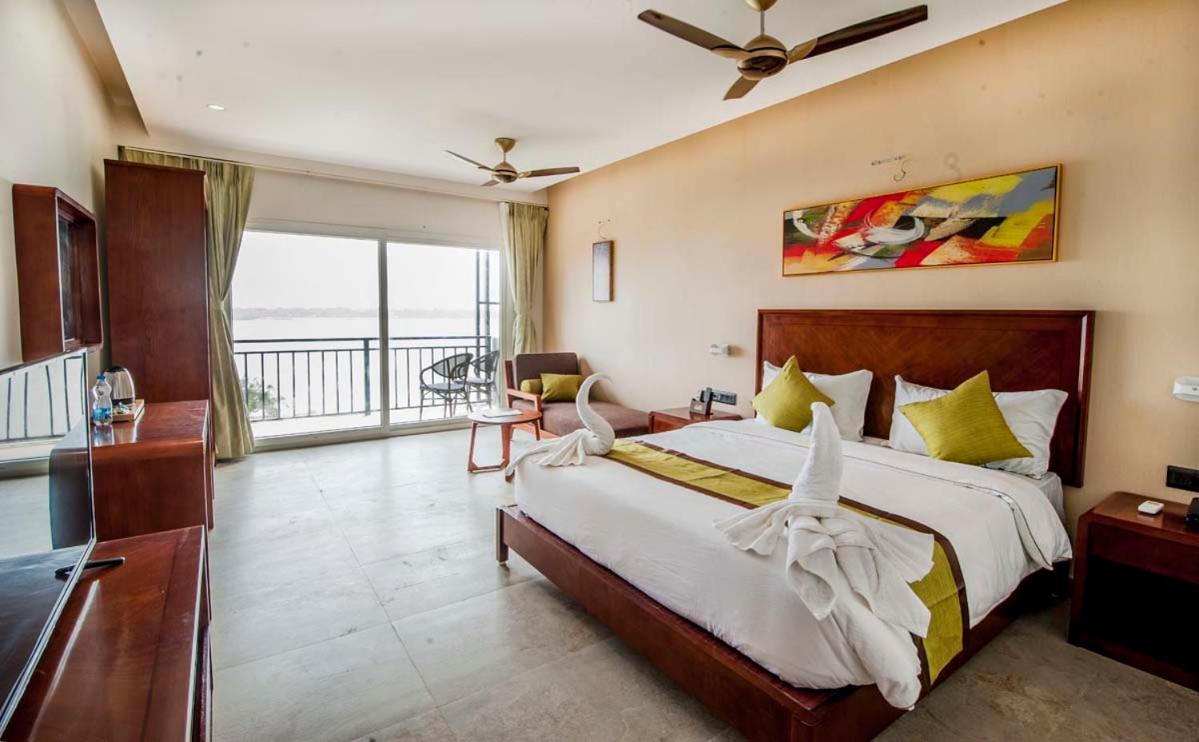 Hotel Sonar Bangla Taki Hasnabad المظهر الخارجي الصورة
